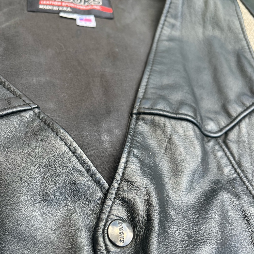 Brooks Leather Sportswear Men’s Vest - Picture 5 of 6